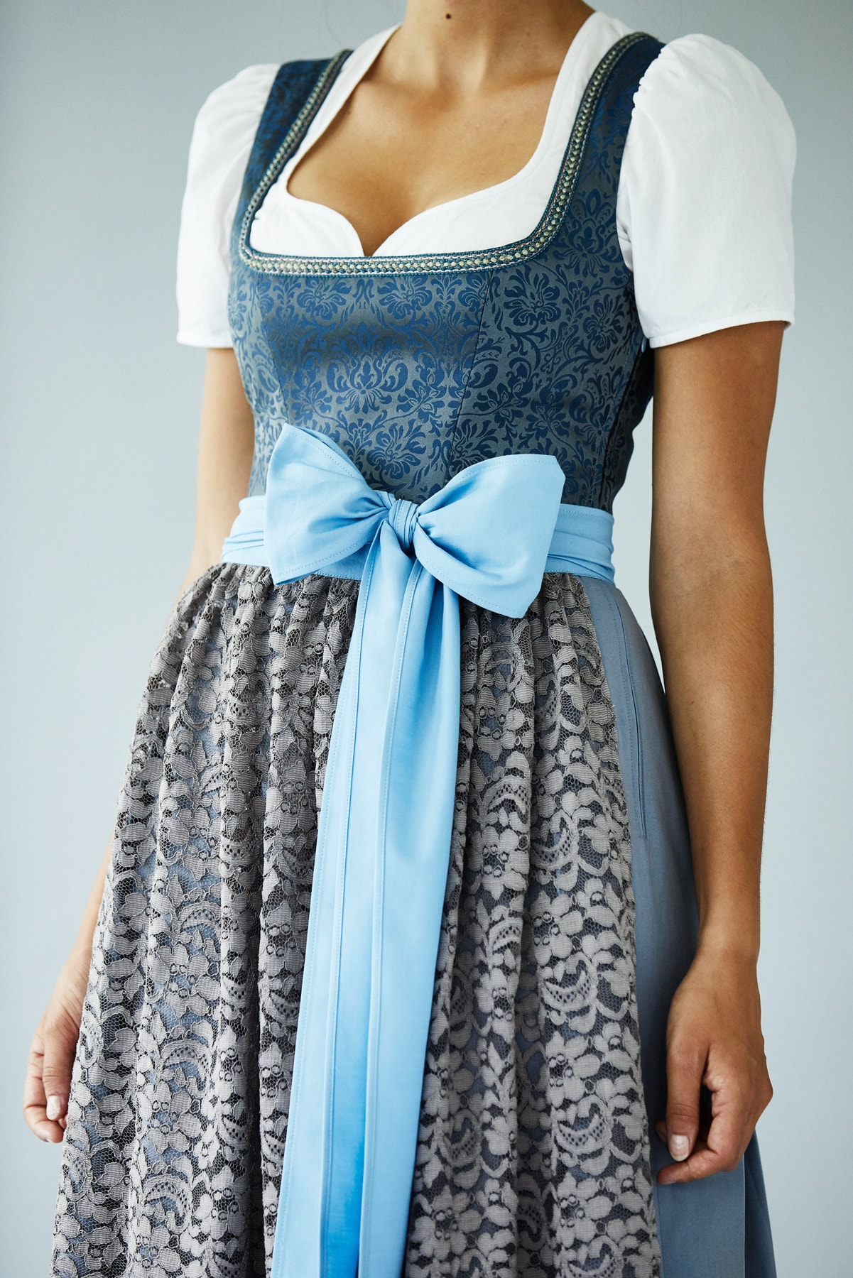 Céline Vogel Dirndl Sitelle bleu 2